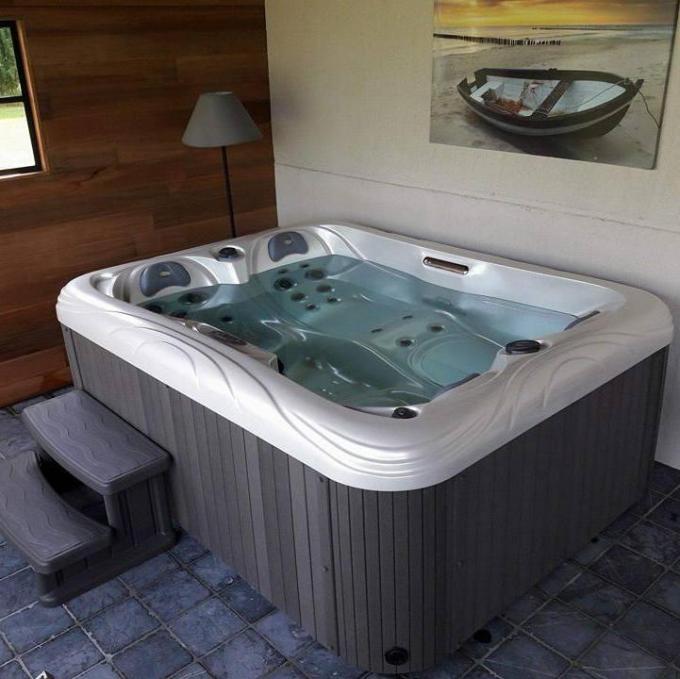 5 Persons Hydrotherapy Spa καυτή μπανιέρα μεγέθους σκαφών τετραγωνική για το μασάζ 7