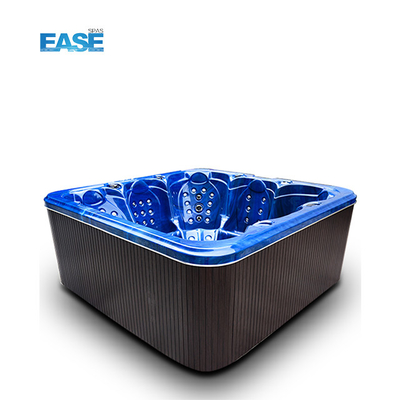 Εξωτερικό λευκό μασάζ spa ζεστό μπάνιο 124Pcs συνολικά τζετ 1 ξαπλώστρα