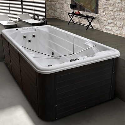 Λούξυ Ατελείωτη πισίνα Για Κήπο Whirlpool Spa Tubs με αεριωθούμενους πλυντήρες Swim Spa για εξωτερικούς χώρους