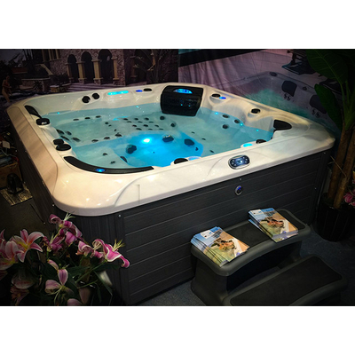 Ακρυλικές ξενοδοχείων μασάζ μπανιέρων Backyard Whirlpool Outdoor Spa καυτές σκάφες